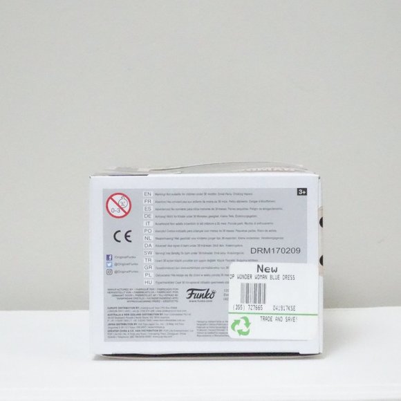 Wonder Woman (Blue Dress) Games Stop Exclusive Funko Pop! #177 - Picture 4 of 4